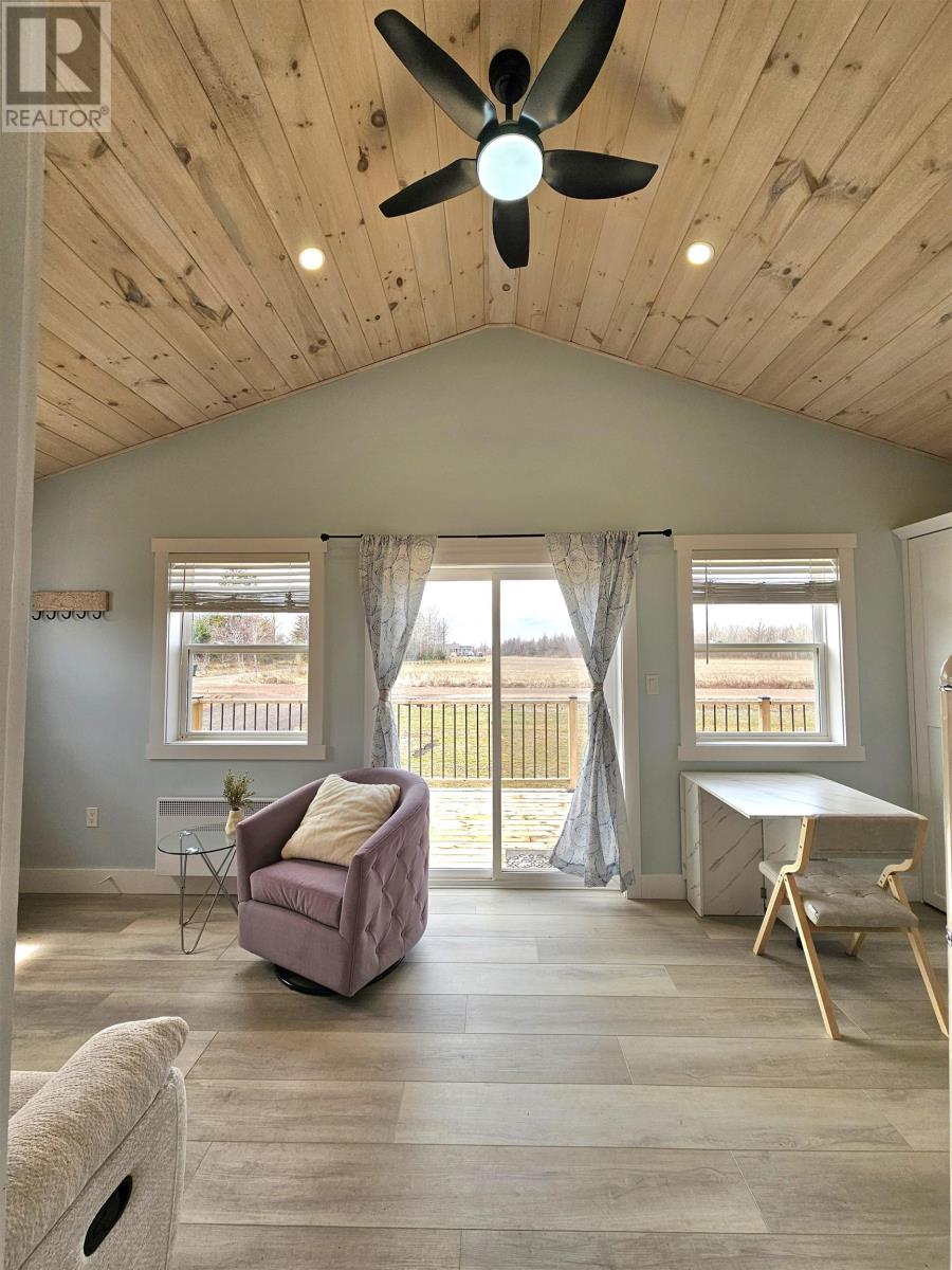 543 Ives Point, Miscouche, Prince Edward Island  C0B 1T0 - Photo 11 - 202611776