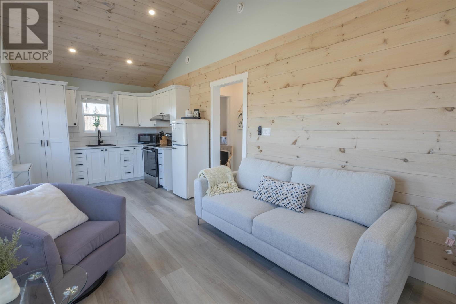 543 Ives Point, Miscouche, Prince Edward Island  C0B 1T0 - Photo 12 - 202611776