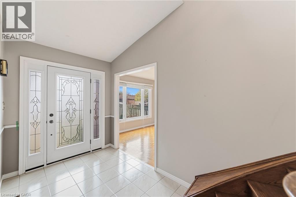 39 Valera Drive, Stoney Creek, Ontario  L8E 4X7 - Photo 5 - 40827601