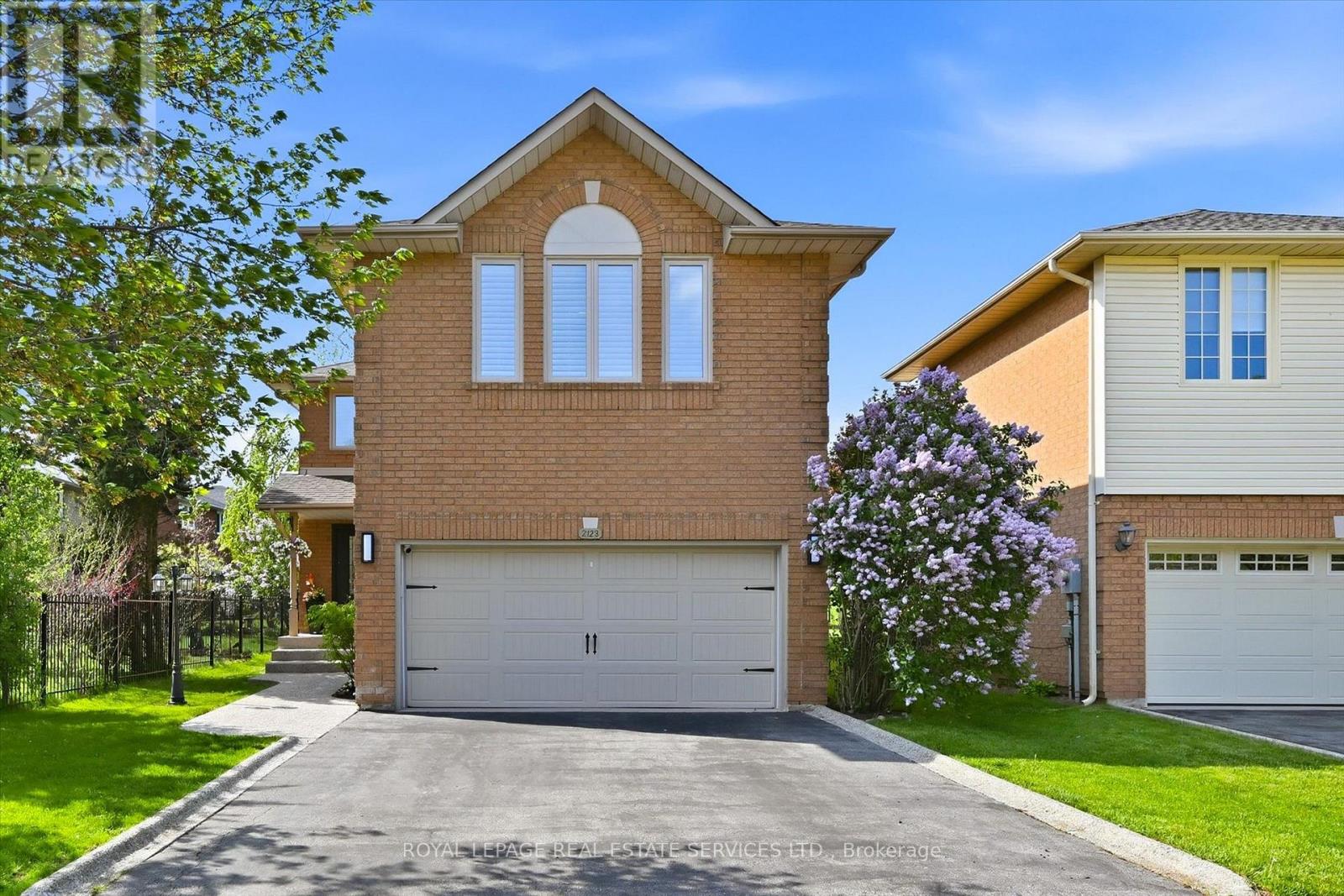 2123 GRAND RAVINE DRIVE, Oakville, Ontario