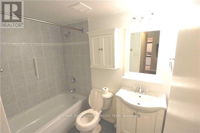 1004 - 10 Tobermory Drive, Toronto, Ontario  M3N 2Y5 - Photo 5 - W13160058