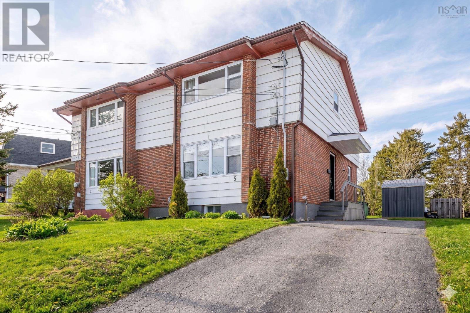 5 Apollo Court, Halifax, Nova Scotia