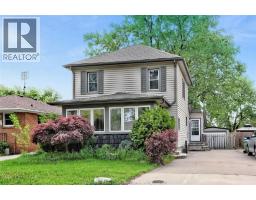 1054 GLIDDEN, Windsor, Ontario