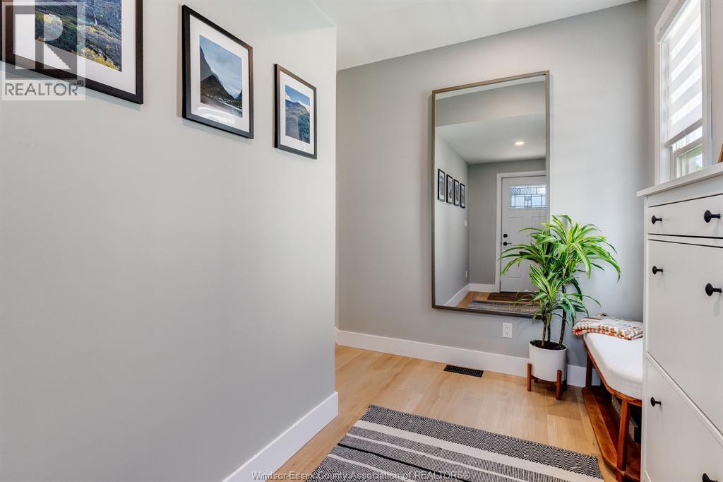391 Curry Avenue, Windsor, Ontario  N9B 2B6 - Photo 2 - 26011791