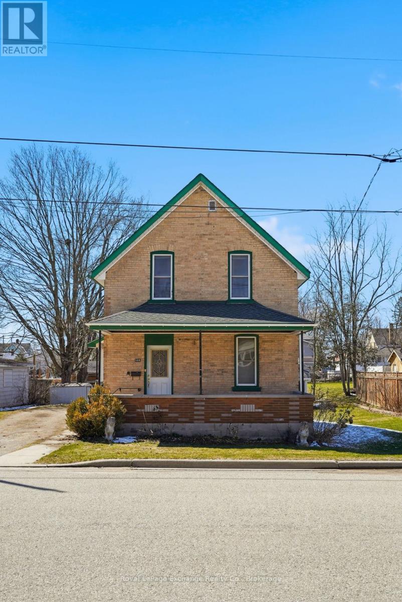 588 11th Avenue, Hanover, Ontario  N4N 2S6 - Photo 1 - X12981660