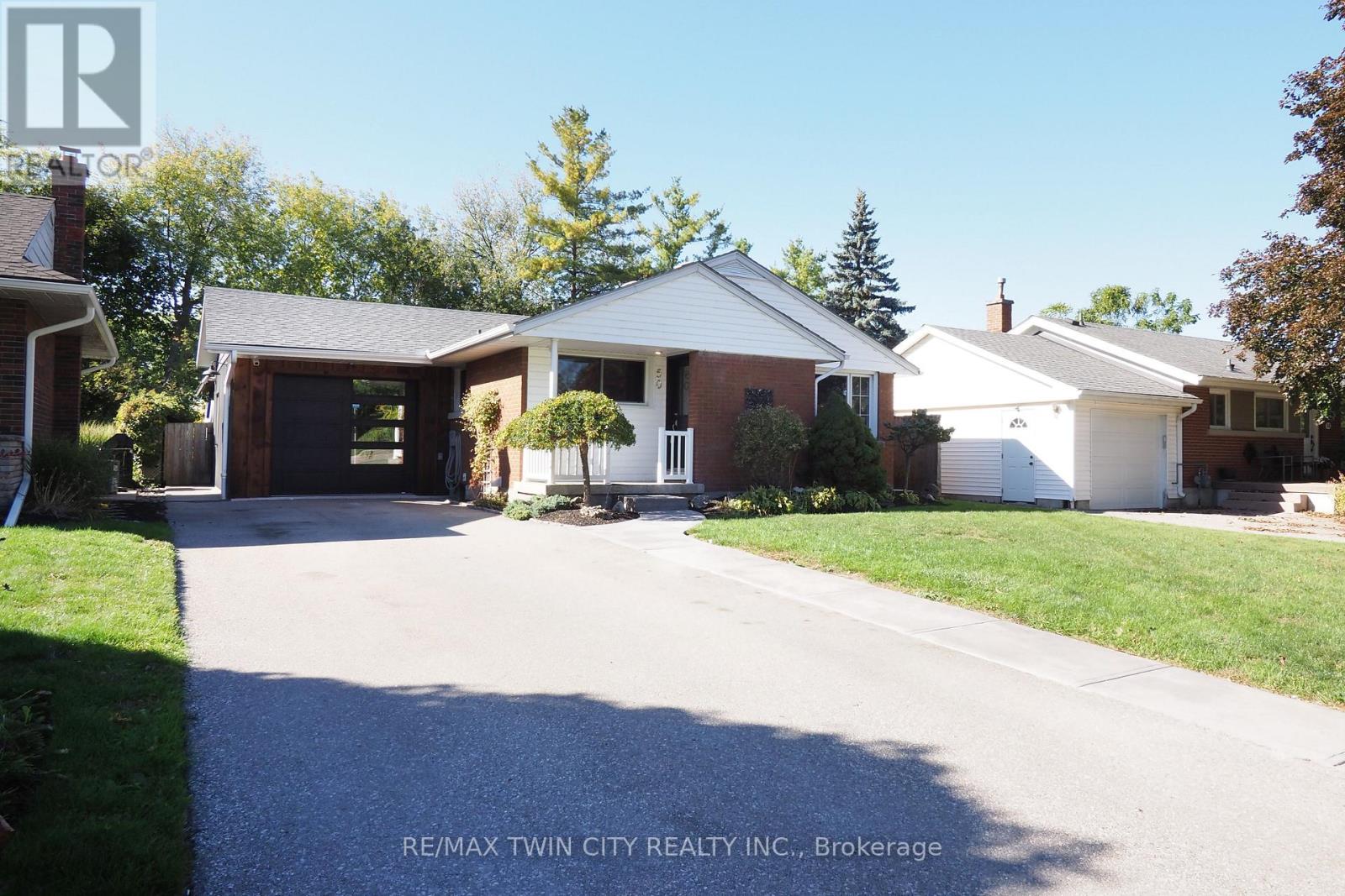 50 Highman Avenue, Cambridge, Ontario  N1R 3L7 - Photo 2 - X13159958