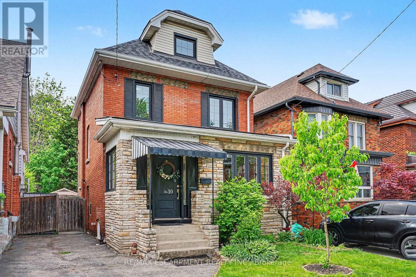 30 PROVINCE STREET S, Hamilton, Ontario