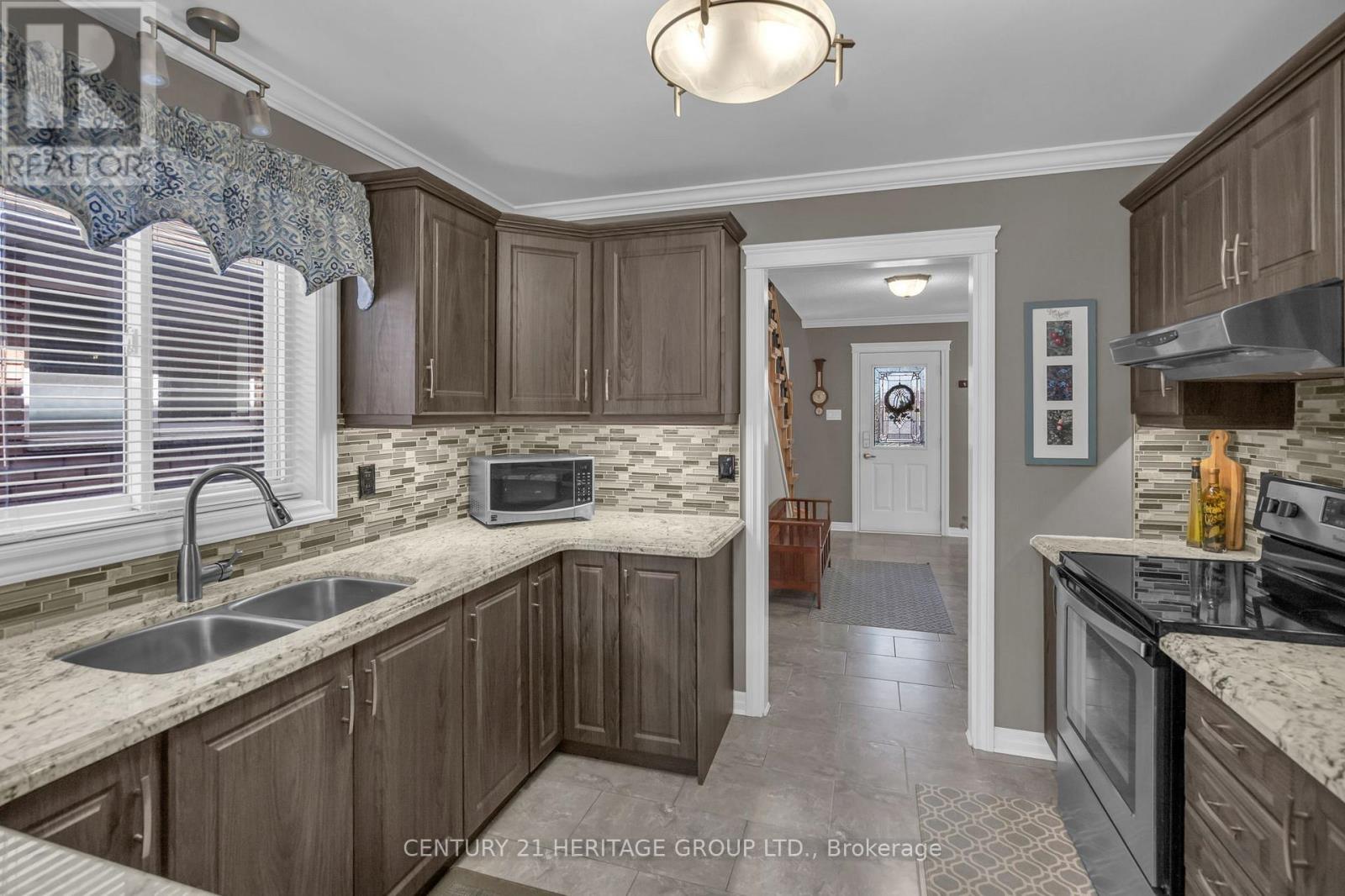 73 Stollar Boulevard, Barrie, Ontario  L4M 6N3 - Photo 24 - S13134138