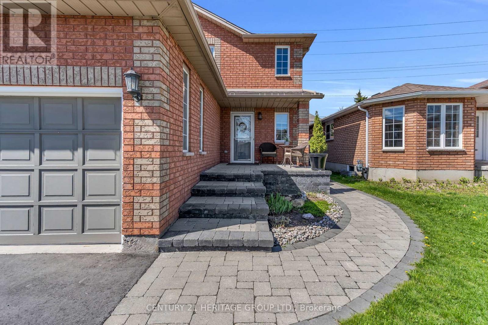73 Stollar Boulevard, Barrie, Ontario  L4M 6N3 - Photo 5 - S13134138