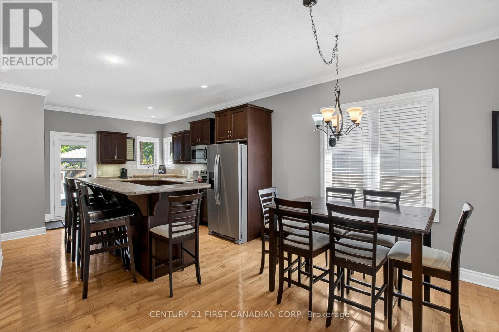 110 Watson Street, Lucan Biddulph, Ontario  N0M 2J0 - Photo 13 - X13150410