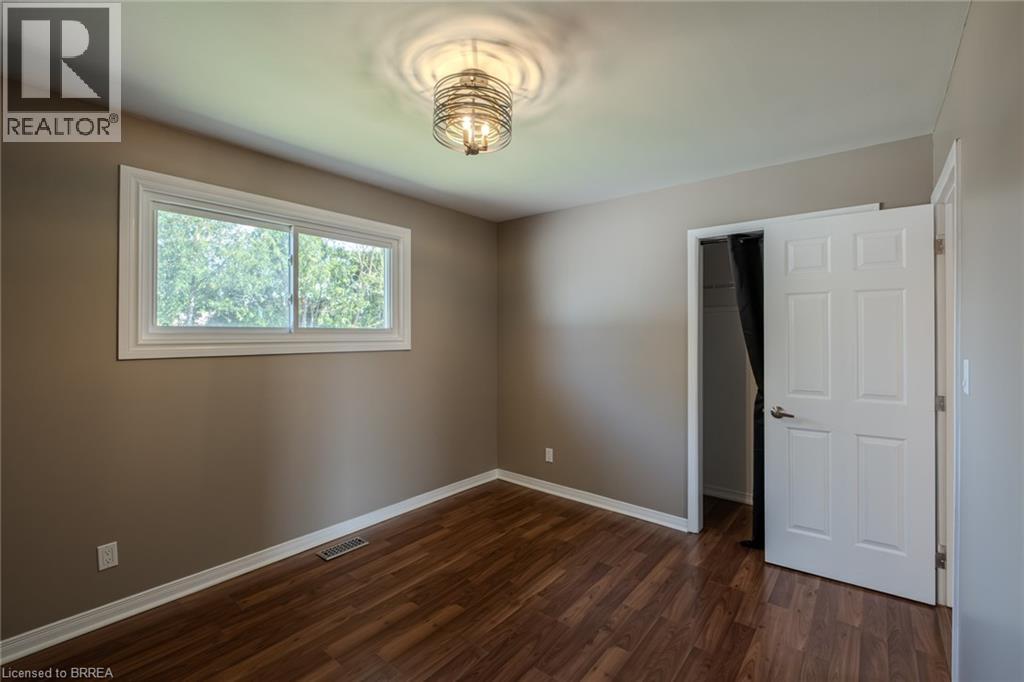 26 Centennial Drive, Brantford, Ontario  N3R 5X7 - Photo 20 - 40820150
