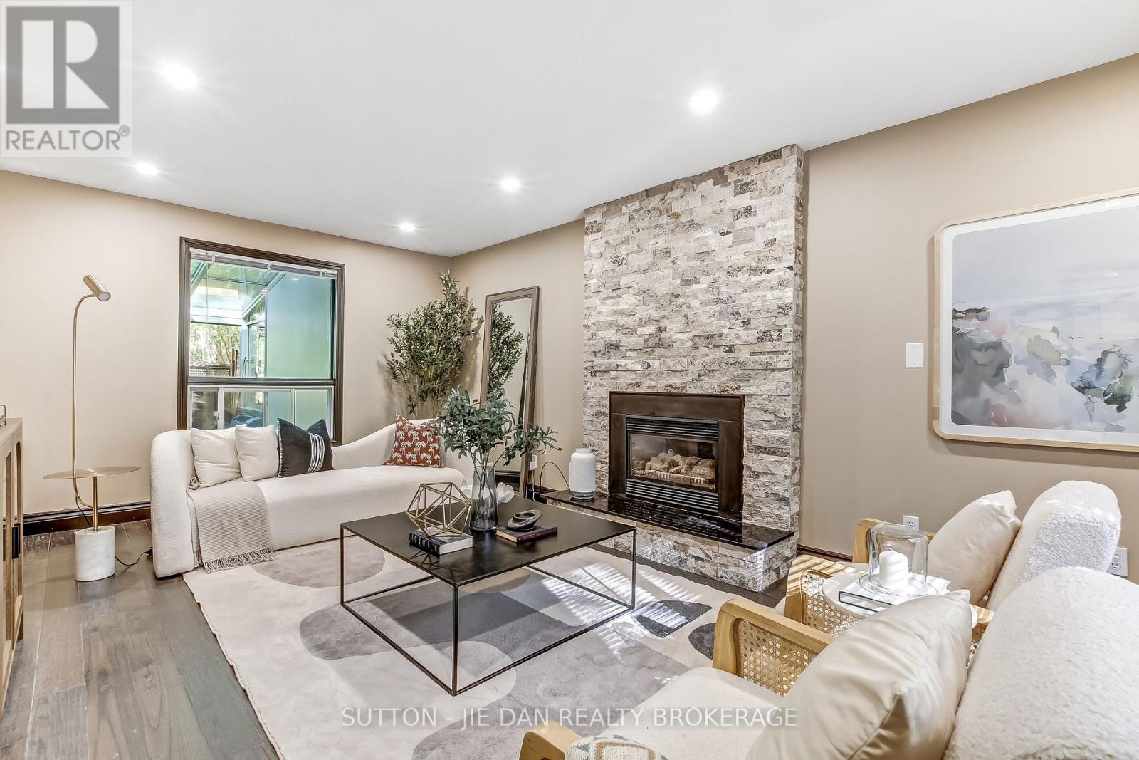 260 Chesham Avenue, London North, Ontario  N6G 3V3 - Photo 2 - X13160098