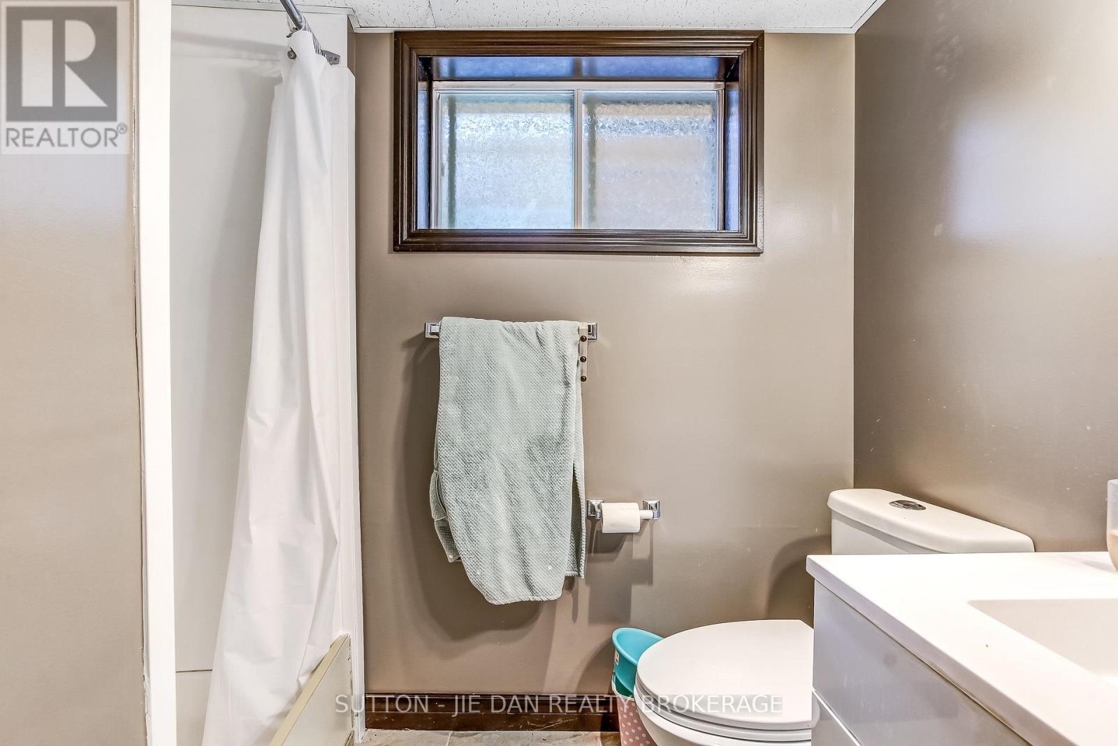 260 Chesham Avenue, London North, Ontario  N6G 3V3 - Photo 21 - X13160098