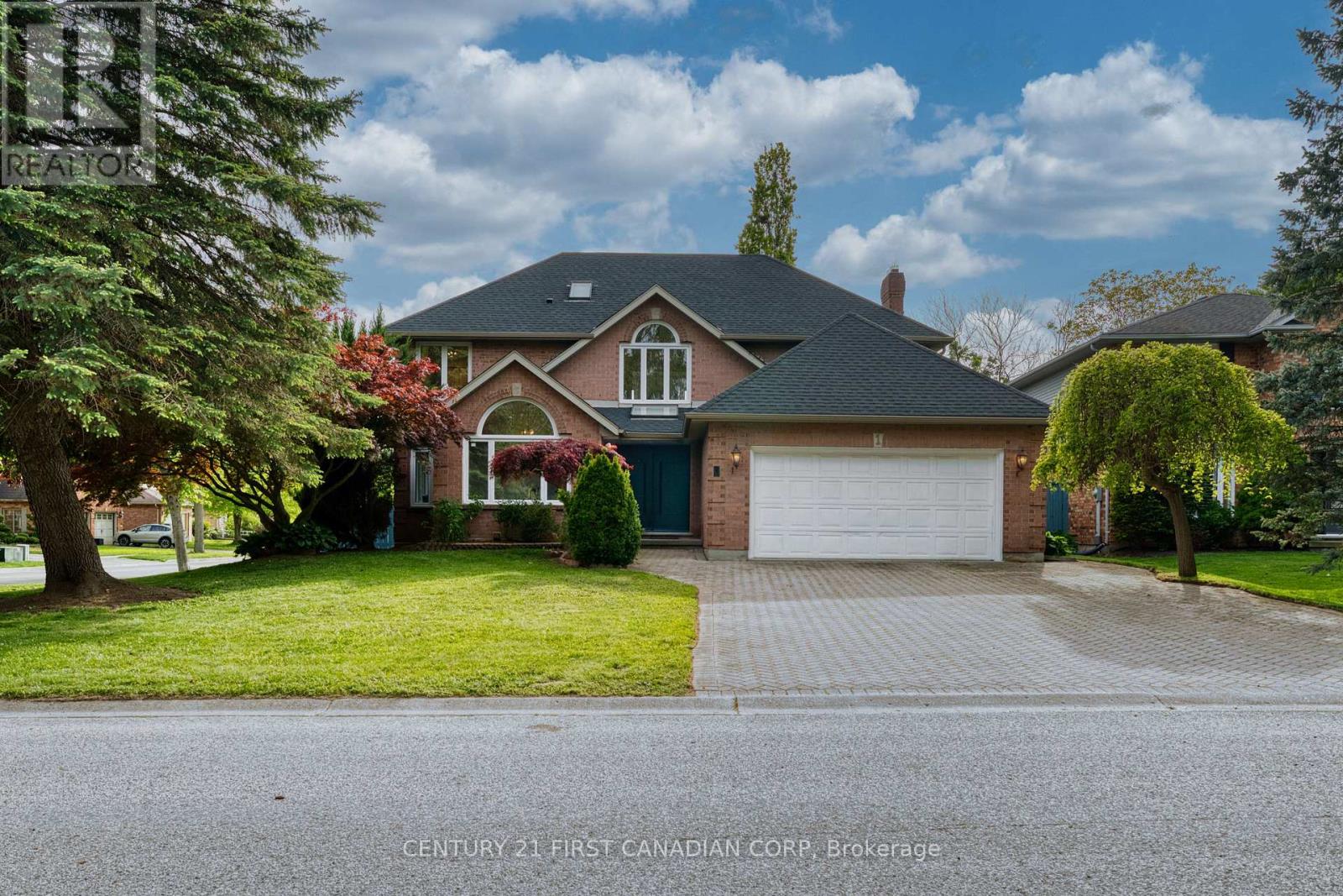 1 CAITHNESS COURT, London North, Ontario