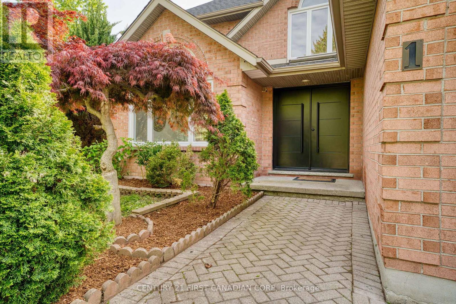 1 Caithness Court, London North, Ontario  N5X 3S2 - Photo 2 - X13160104