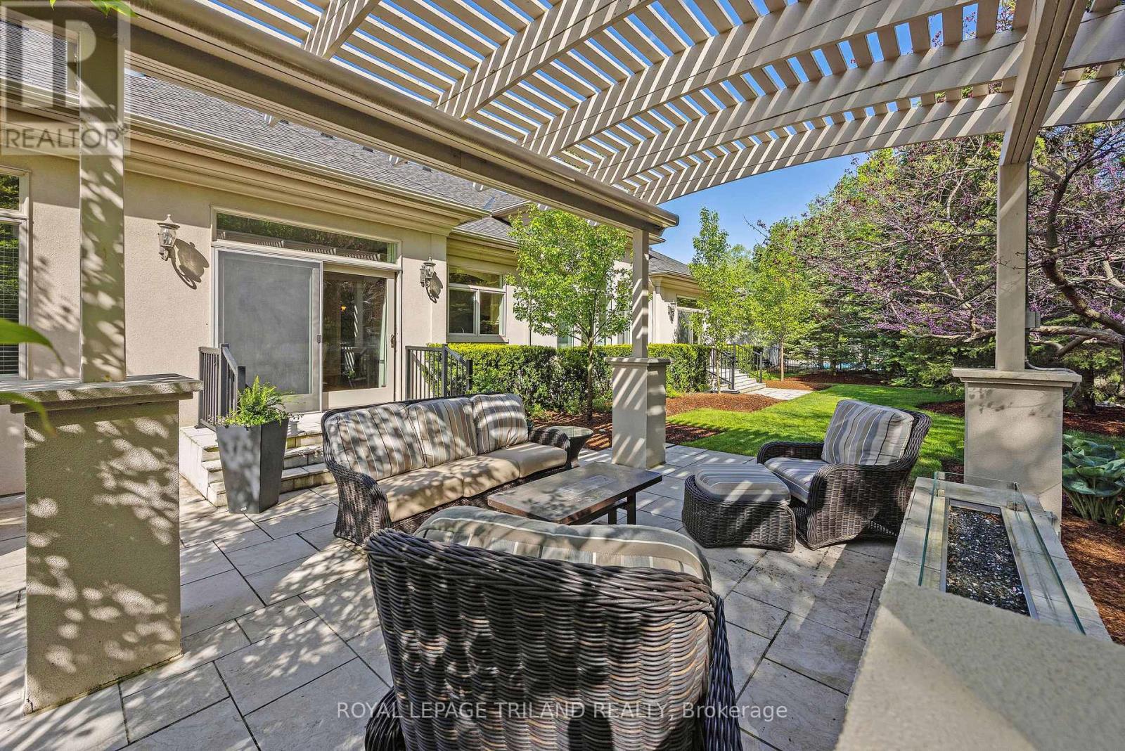 1353 Shore Road, London South, Ontario  N6K 4Z8 - Photo 36 - X13160168