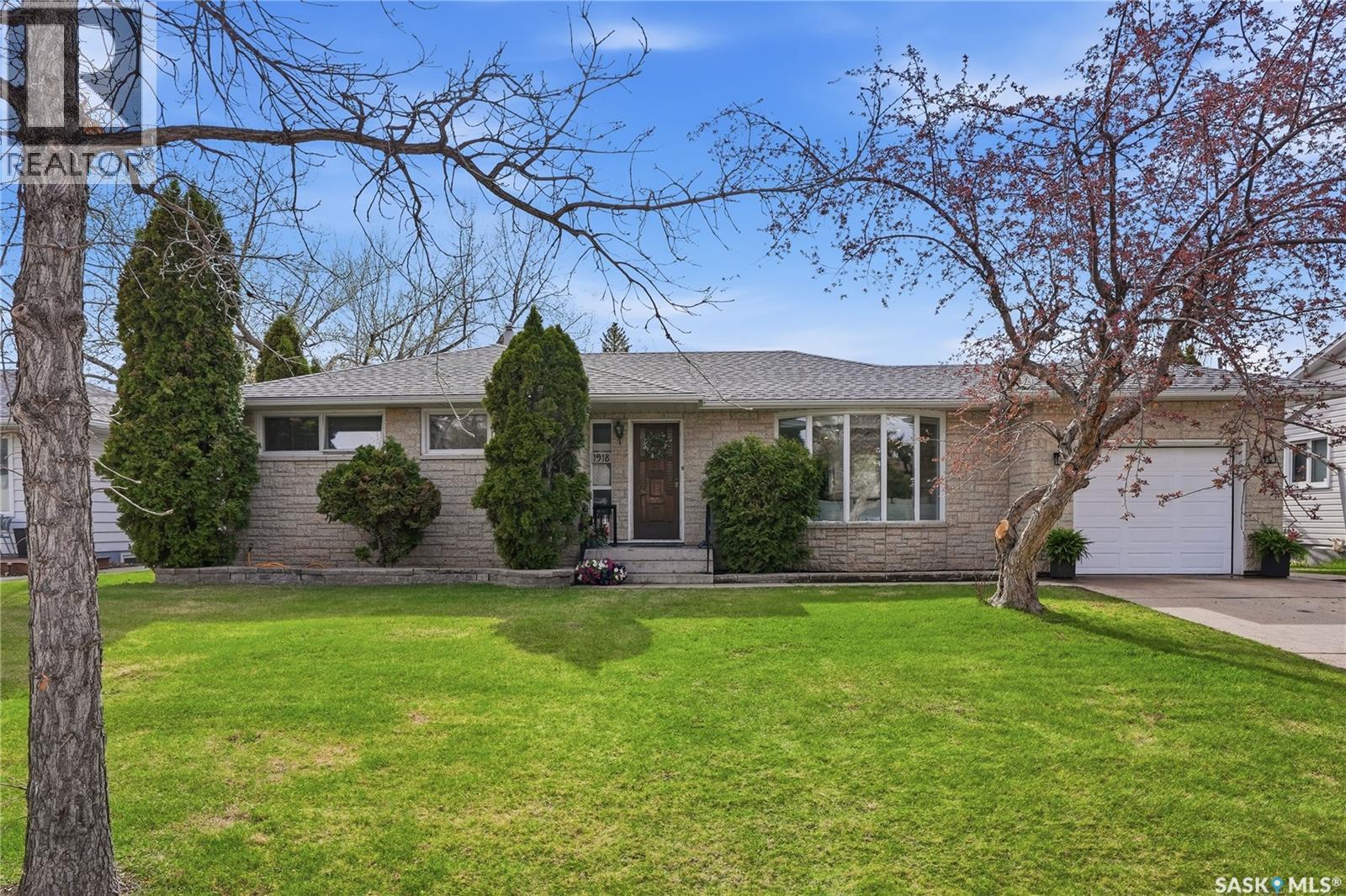 1918 Ewart AVENUE, Saskatoon, Saskatchewan