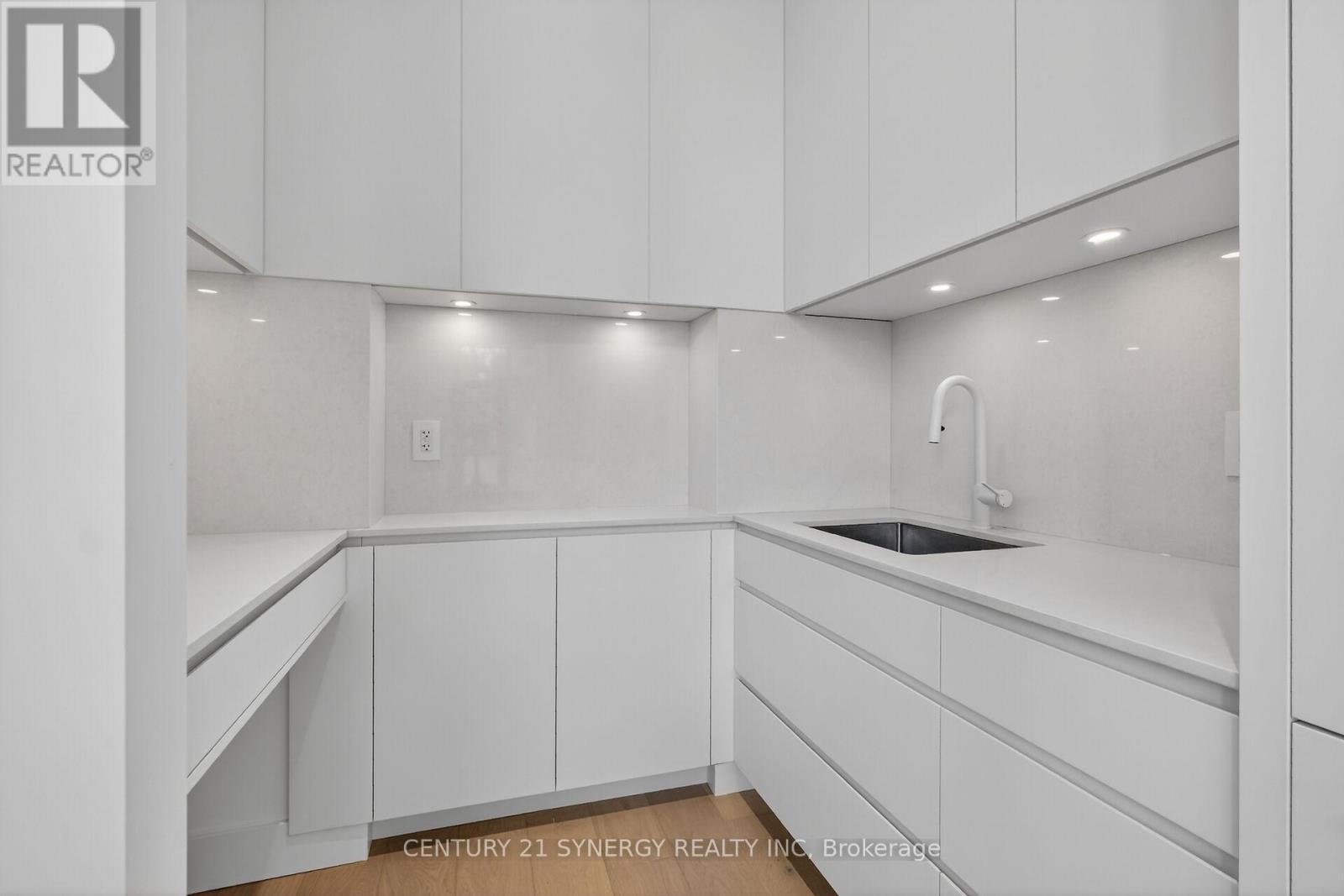 45 Inverness Avenue, Ottawa, Ontario  K2E 6N6 - Photo 14 - X13160138