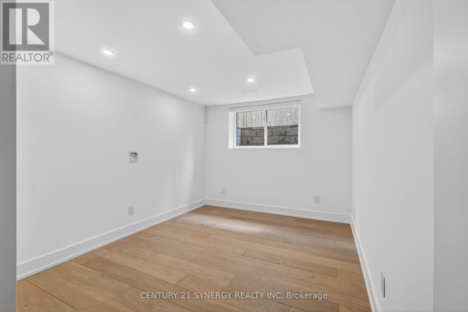 45 Inverness Avenue, Ottawa, Ontario  K2E 6N6 - Photo 45 - X13160138