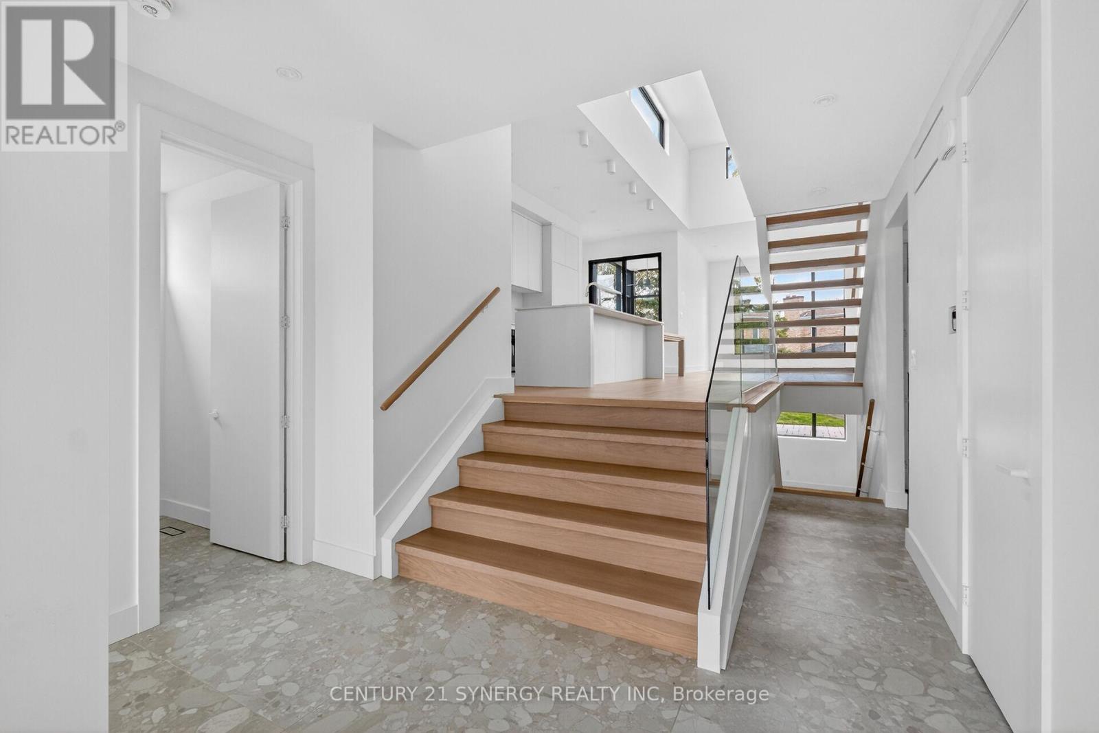 45 Inverness Avenue, Ottawa, Ontario  K2E 6N6 - Photo 6 - X13160138