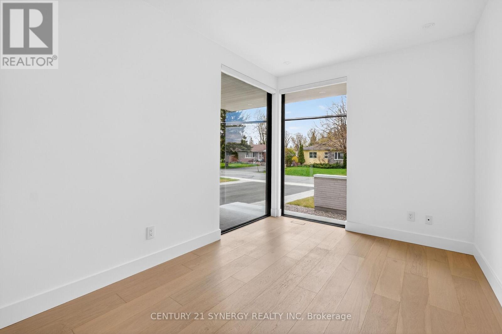 45 Inverness Avenue, Ottawa, Ontario  K2E 6N6 - Photo 8 - X13160138