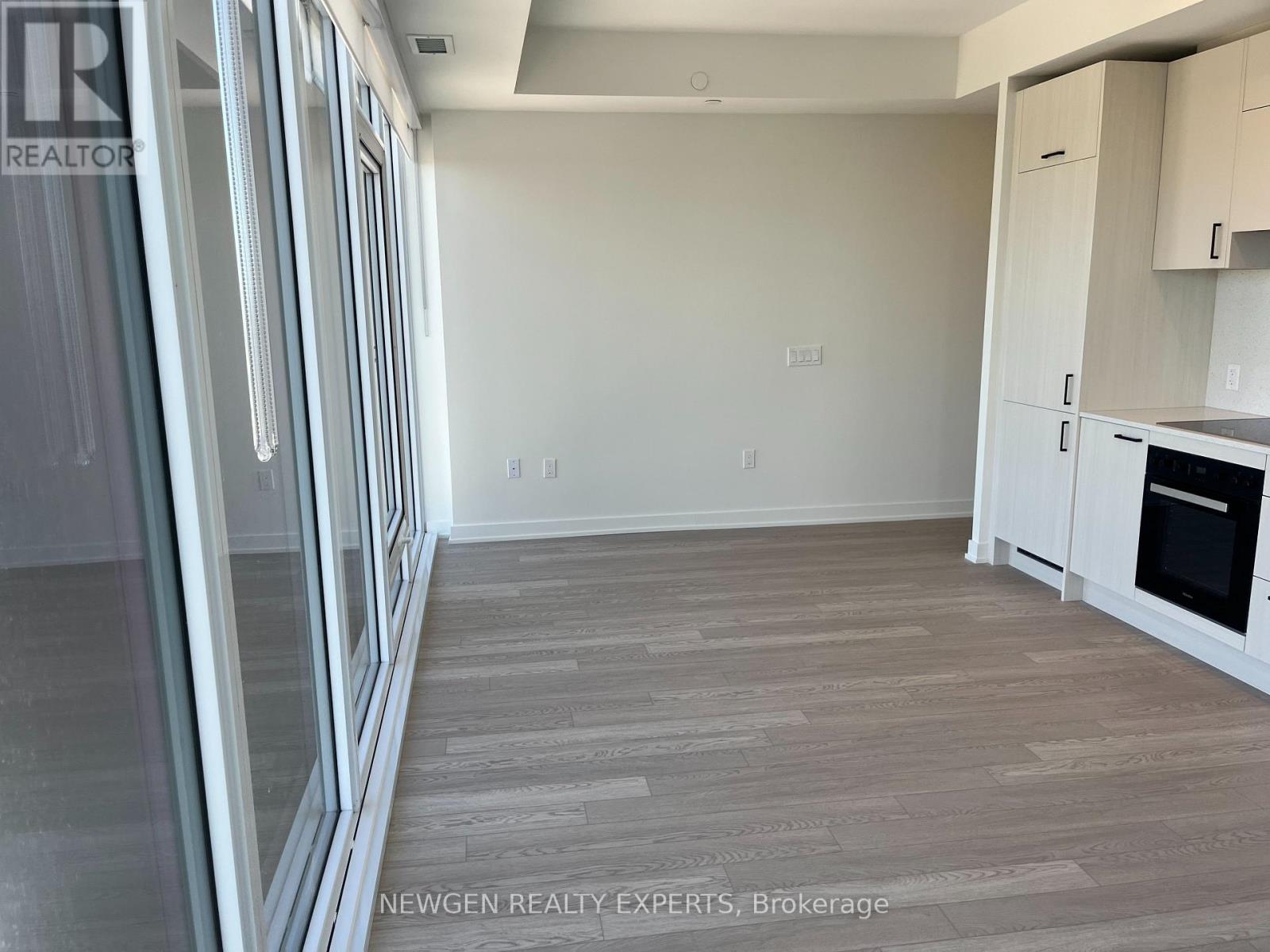 2703 - 5 Quarrington Lane, Toronto, Ontario  M3C 0S5 - Photo 11 - C13158816