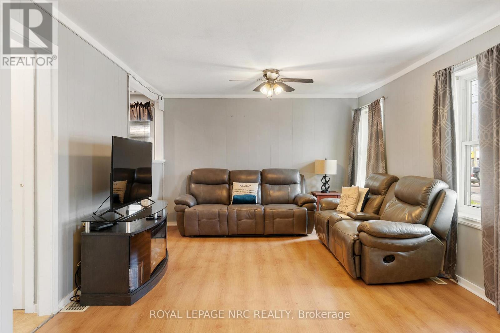 361 Lincoln Street, Welland, Ontario  L3B 4N6 - Photo 10 - X13160206