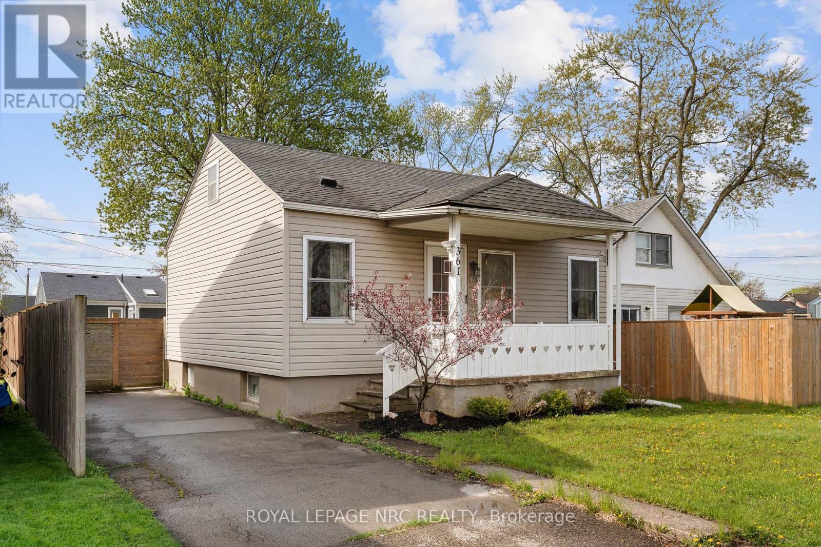 361 Lincoln Street, Welland, Ontario  L3B 4N6 - Photo 2 - X13160206