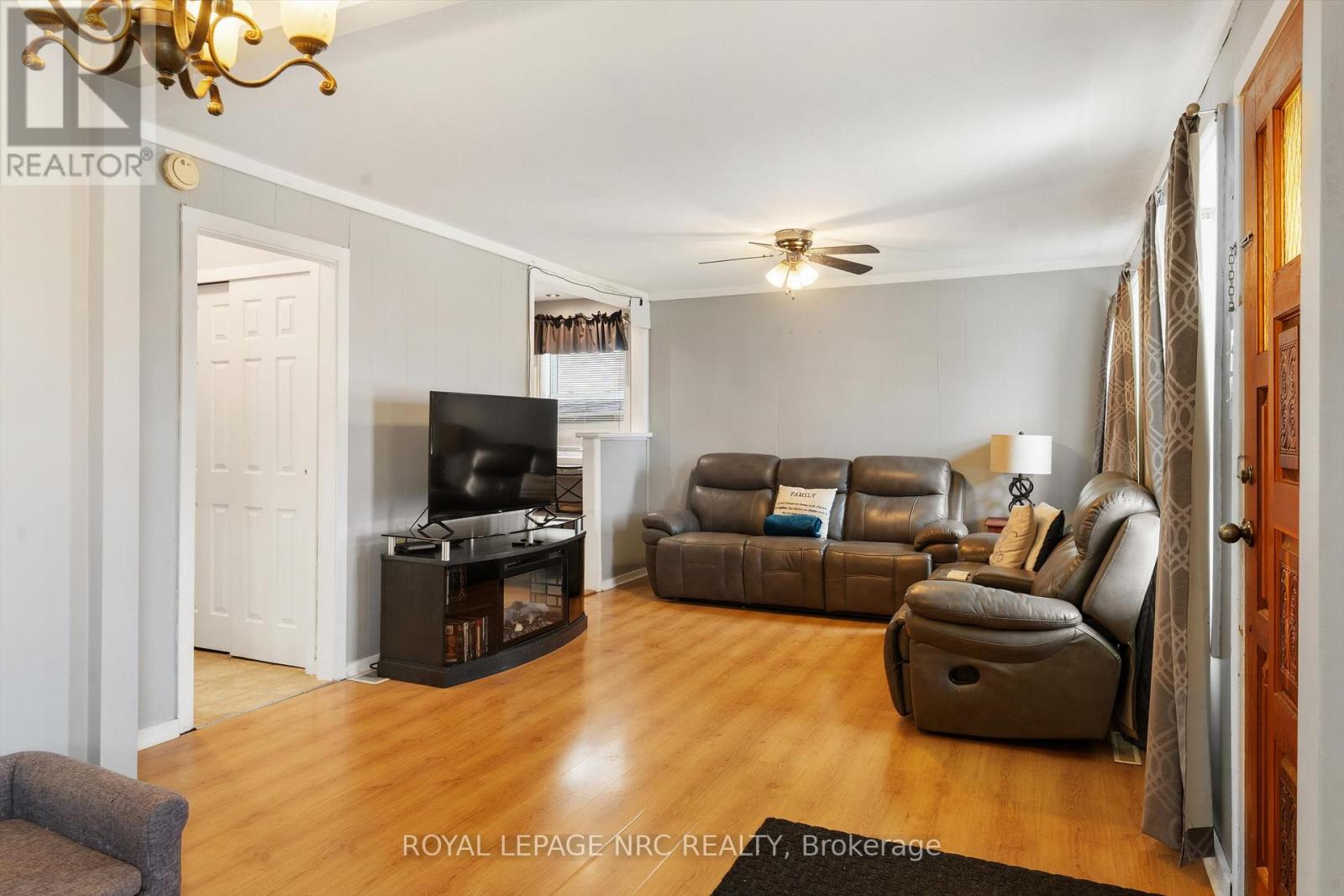 361 Lincoln Street, Welland, Ontario  L3B 4N6 - Photo 9 - X13160206