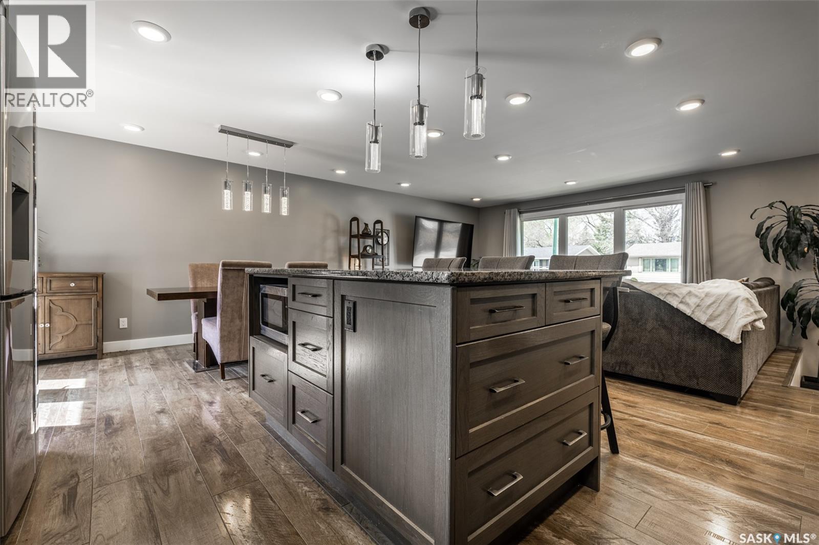 161 Columbia Drive, Saskatoon, Saskatchewan  S7K 1G1 - Photo 6 - SK036772