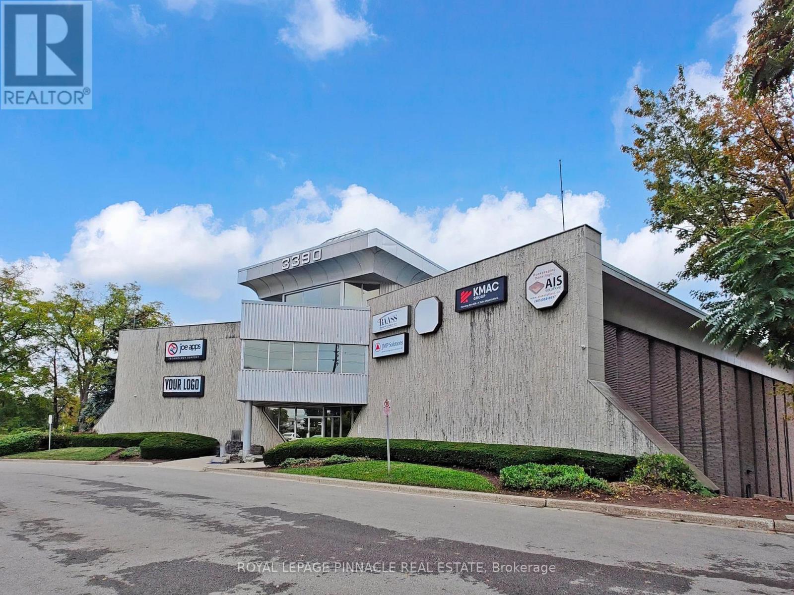 302-08 - 3390 South Service Road, Burlington, Ontario  L7N 3J5 - Photo 2 - W12897940