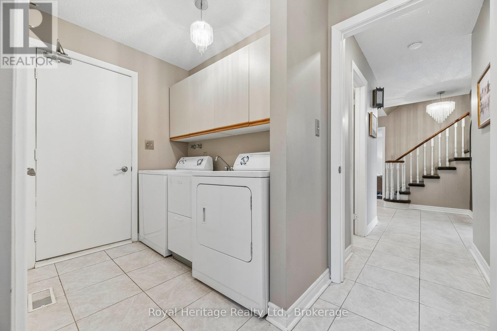 232 Beatrice Street W, Oshawa (Centennial), Ontario L1G 7M9 - Photo 22 - E13160112