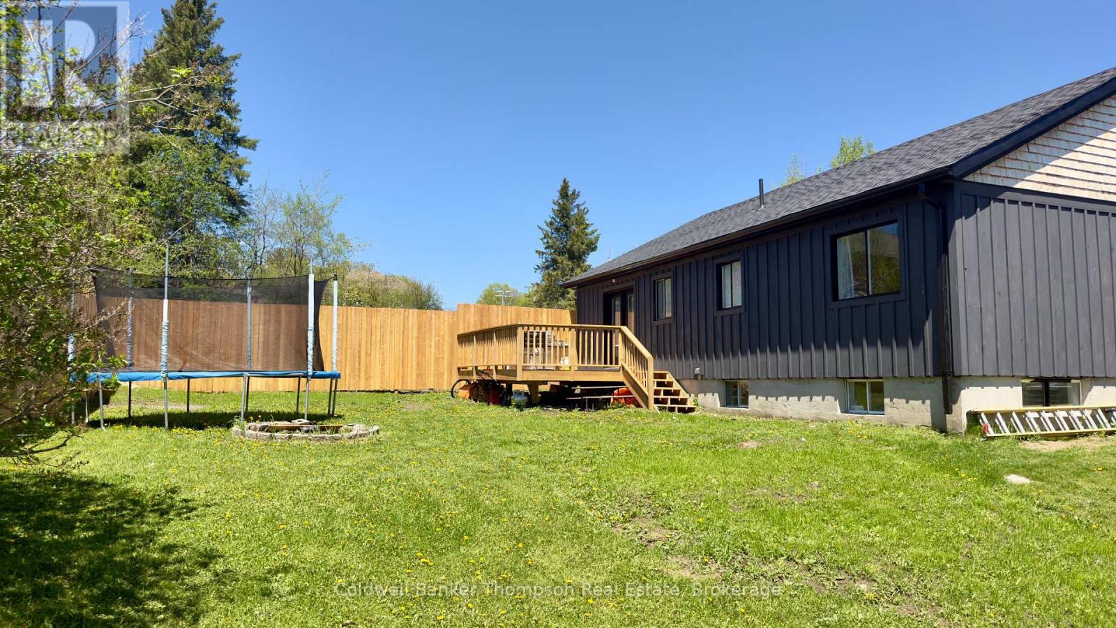 6 Kitchen Road S, Huntsville, Ontario P1H 1Y1 - Photo 3 - X13160142