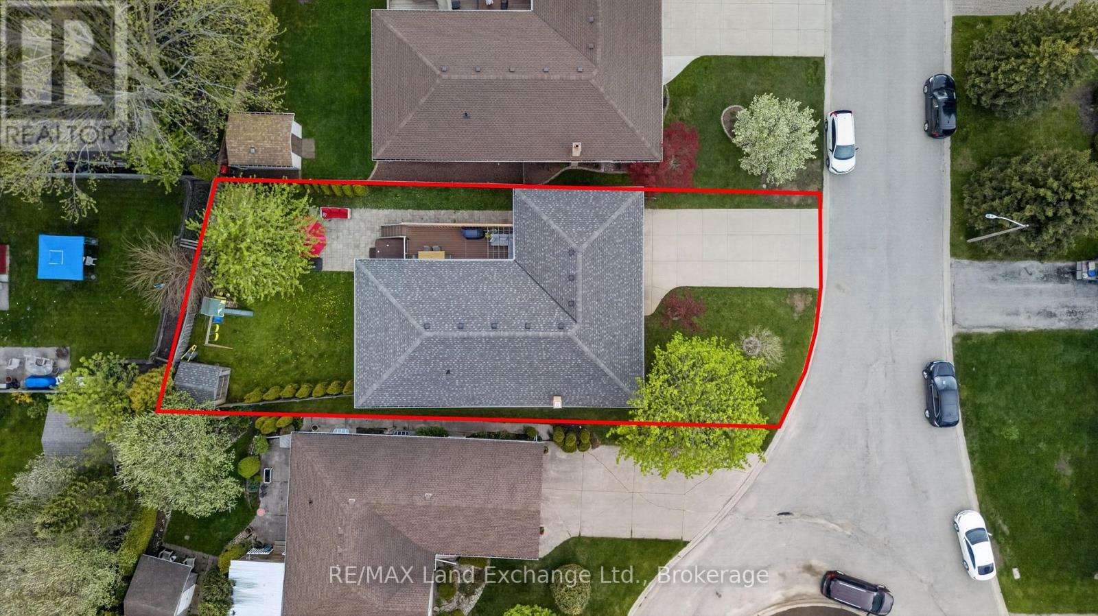 536 Evergreen Court, Kincardine, Ontario  N2Z 1V3 - Photo 3 - X13160212