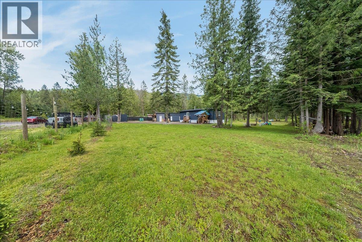 118 Liness Road, Salmo, British Columbia  V0G 1Z0 - Photo 11 - 10388127