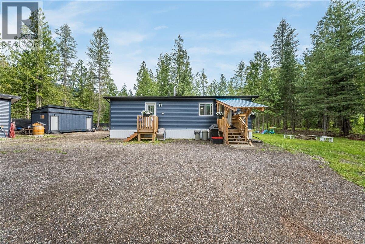 118 Liness Road, Salmo, British Columbia  V0G 1Z0 - Photo 14 - 10388127