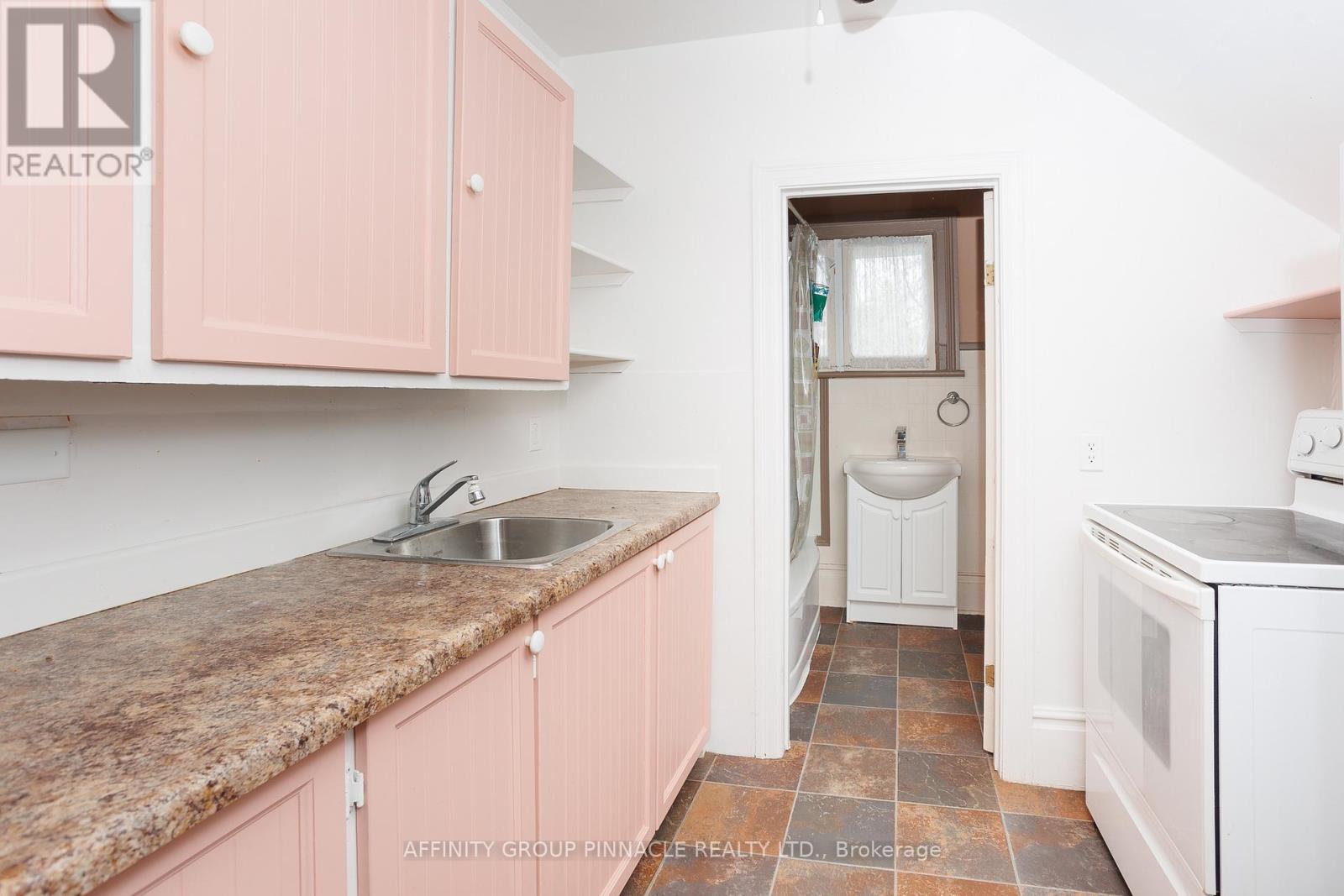 221 Kent Street W, Kawartha Lakes (Lindsay), Ontario  K9V 2Z1 - Photo 39 - X13160156