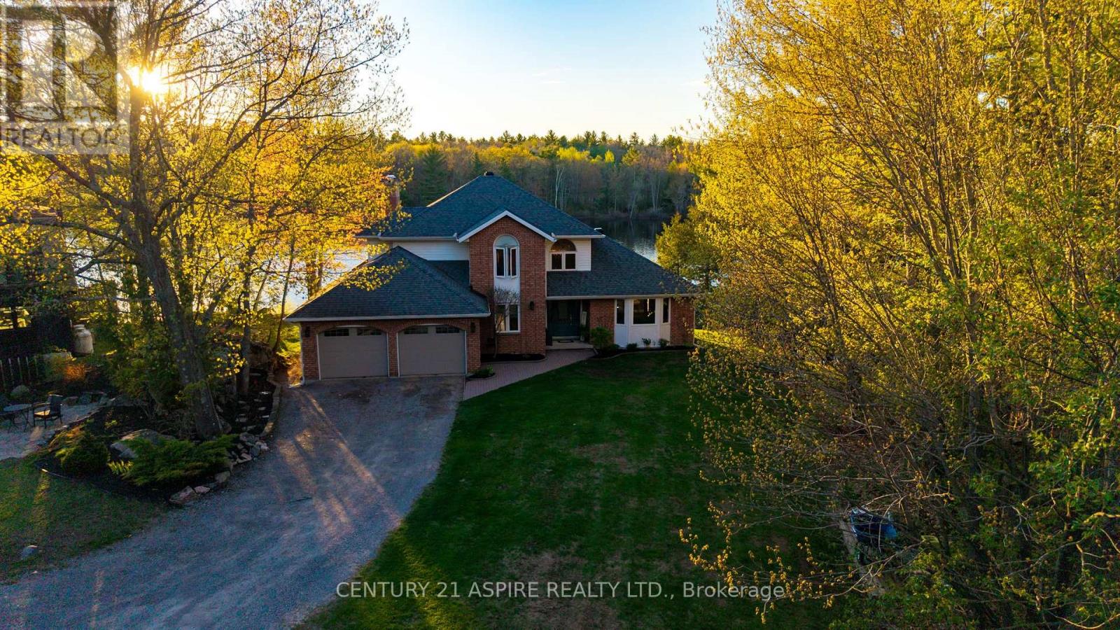 284 Rantz Road, Petawawa, Ontario  K8H 2W8 - Photo 4 - X13160218