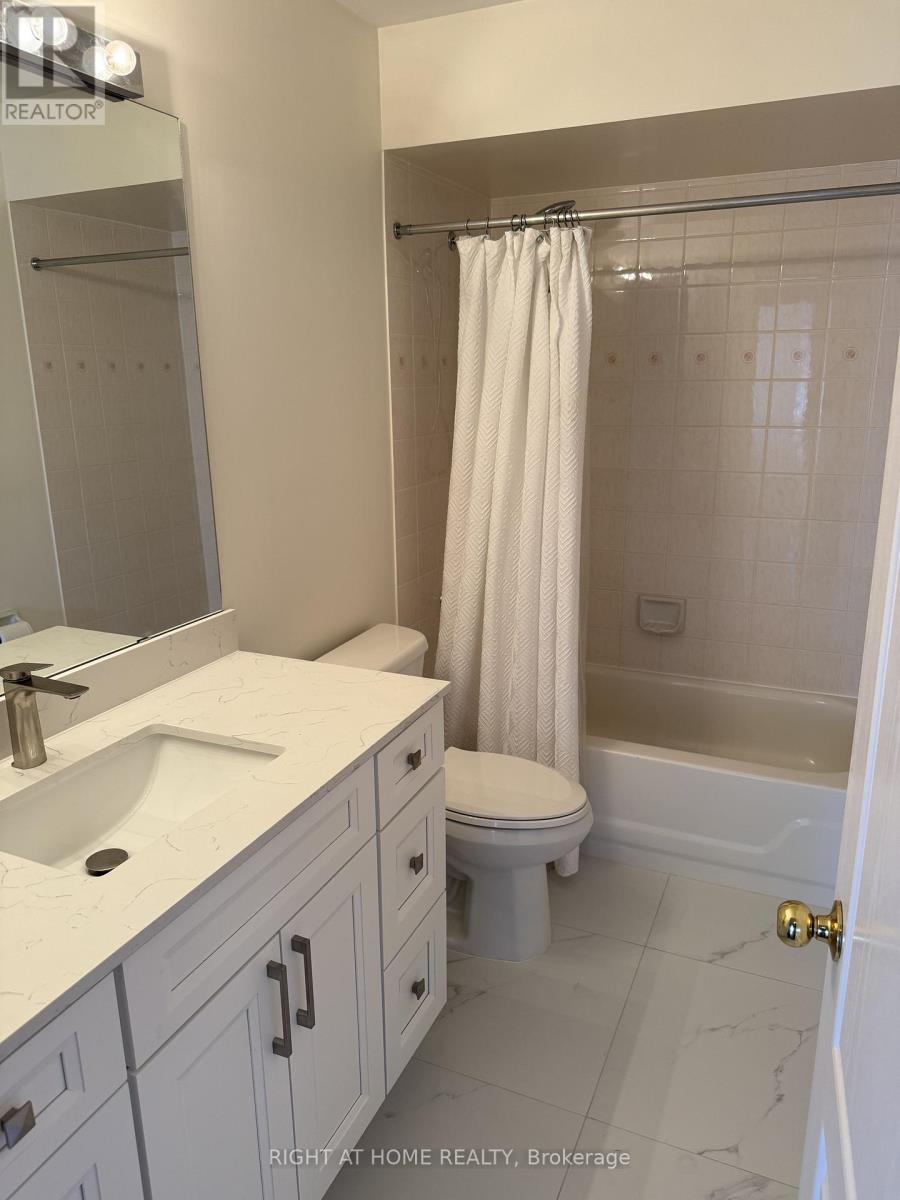 1566 Arcadia Square, Pickering, Ontario  L1V 6W6 - Photo 26 - E13160196