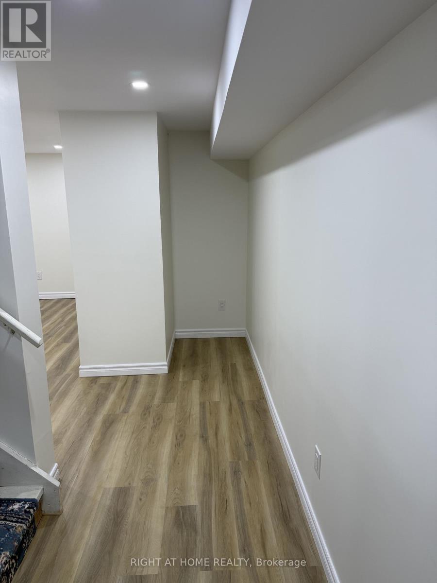 1566 Arcadia Square, Pickering, Ontario  L1V 6W6 - Photo 28 - E13160196