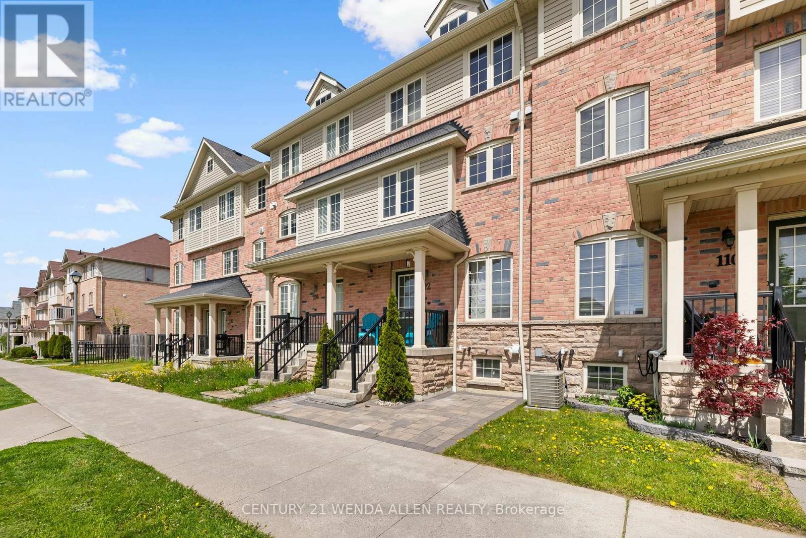 112 GOSS LANE, Ajax, Ontario
