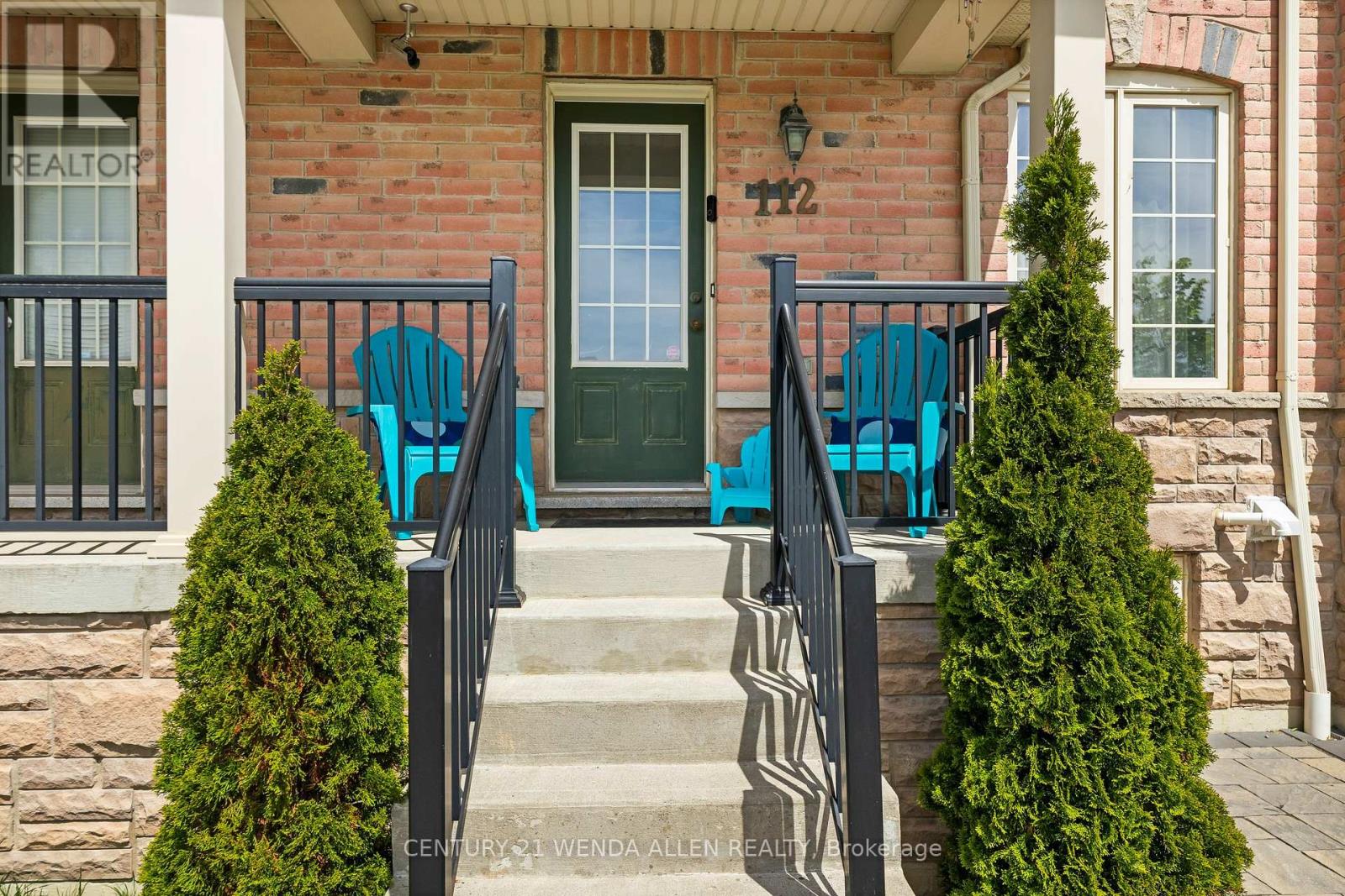 112 Goss Lane, Ajax, Ontario  L1Z 0K9 - Photo 2 - E13160234