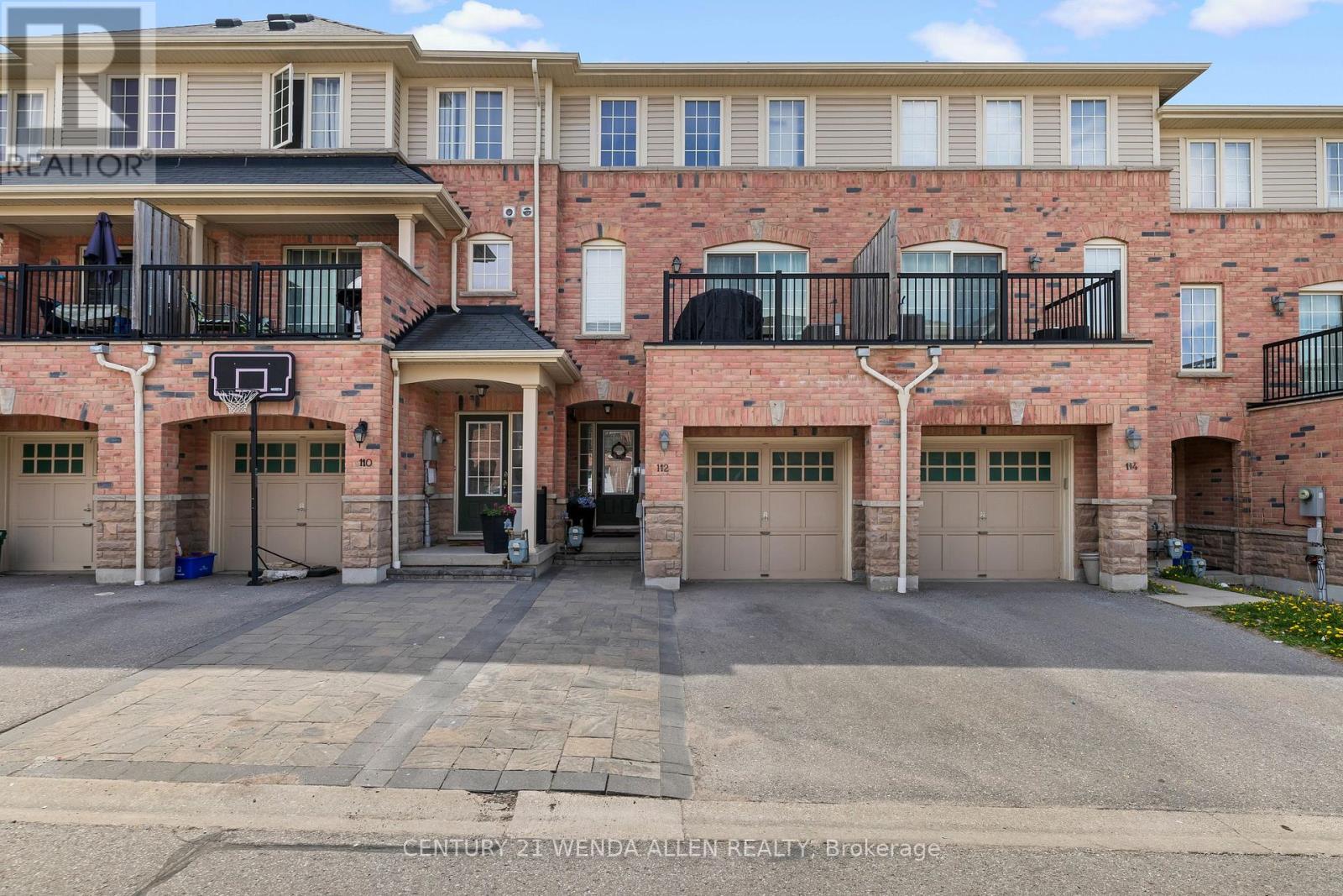 112 Goss Lane, Ajax, Ontario  L1Z 0K9 - Photo 6 - E13160234