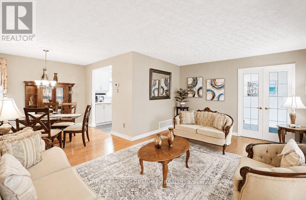 103 Muir Crescent, Whitby, Ontario  L3S 3G5 - Photo 15 - E13151452