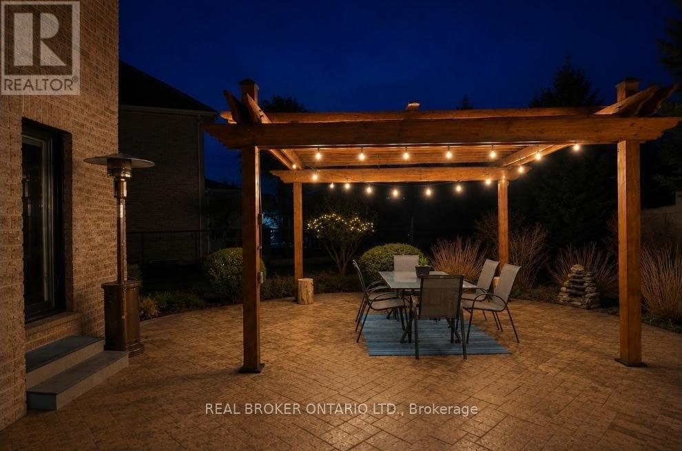 44 Saltzburg Crescent, Georgina, Ontario  L4P 4H3 - Photo 41 - N13142892