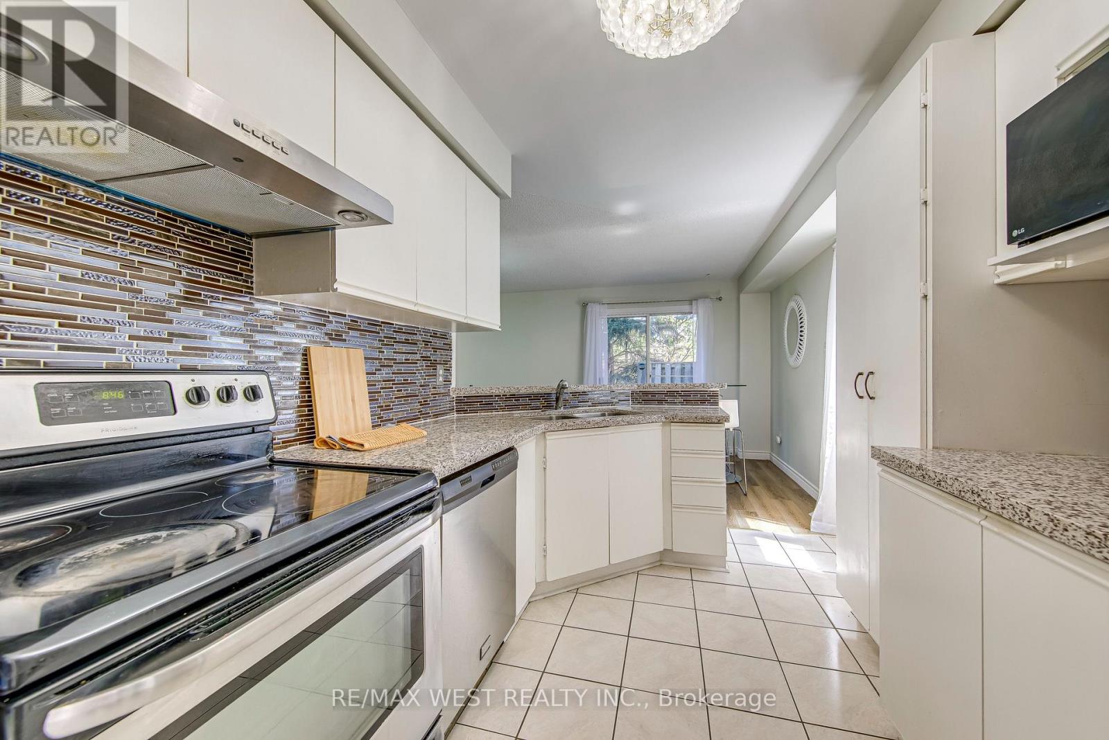 153 - 99 Bristol Road E, Mississauga, Ontario  L4Z 3P4 - Photo 13 - W13159284