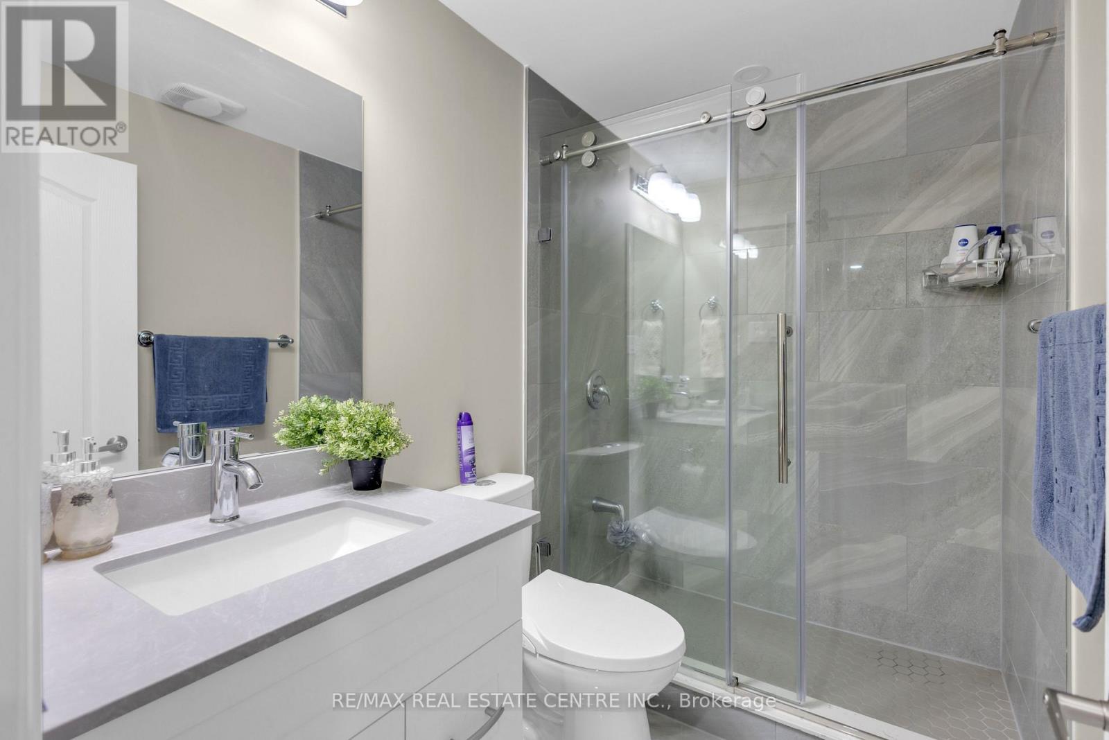 9 Glacier Road, Brampton, Ontario  L6X 5N1 - Photo 40 - W13159660