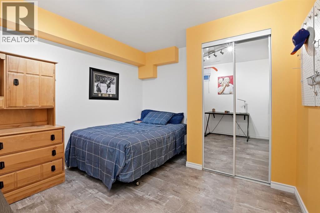60 Anquetel Close, Red Deer, Alberta  T4R 1G7 - Photo 25 - A2313735