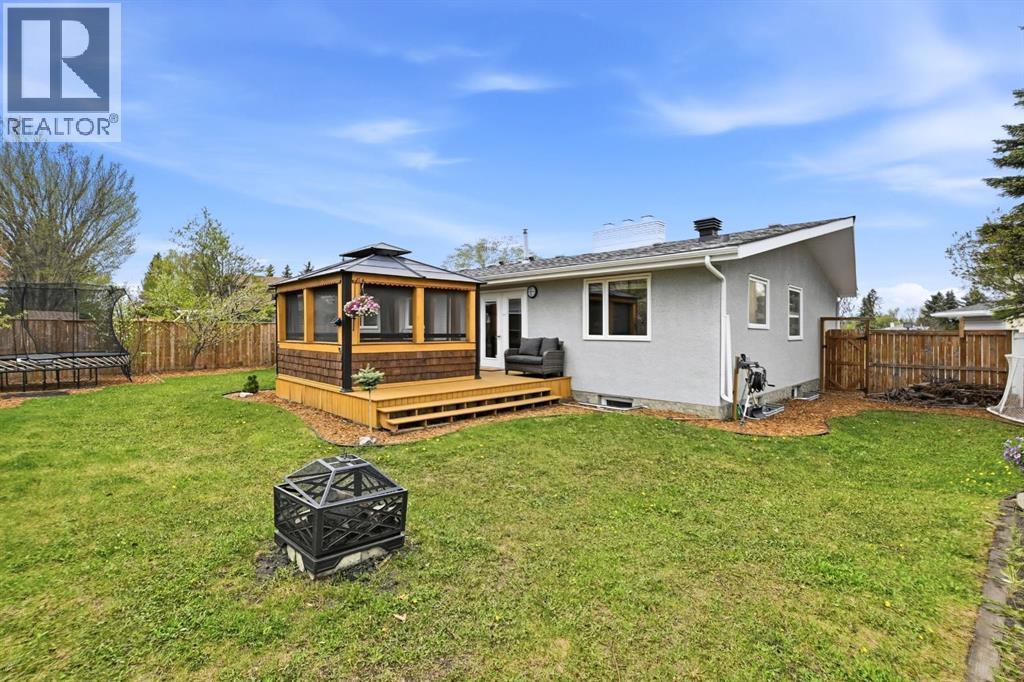 60 Anquetel Close, Red Deer, Alberta  T4R 1G7 - Photo 30 - A2313735