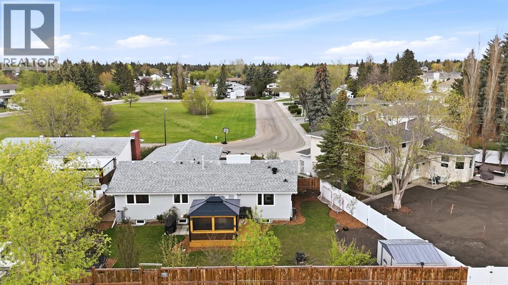 60 Anquetel Close, Red Deer, Alberta  T4R 1G7 - Photo 34 - A2313735